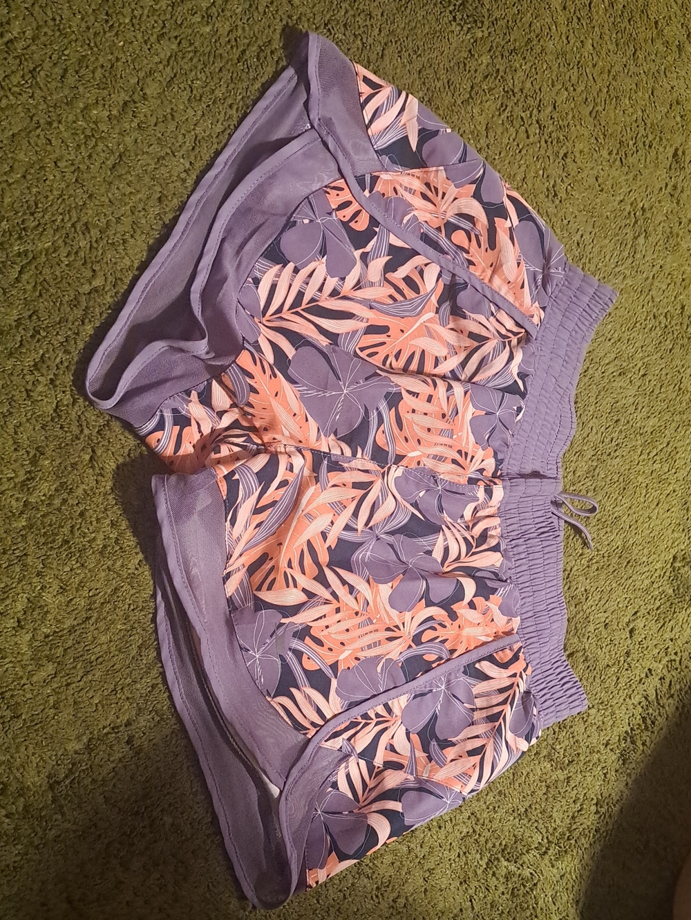 Crane Womens Purple And Orange Leaf Print Gym Shorts Size Small.